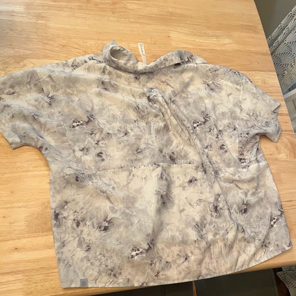 Lululemon Collared Button Down Marble Grey Shirt - image 2